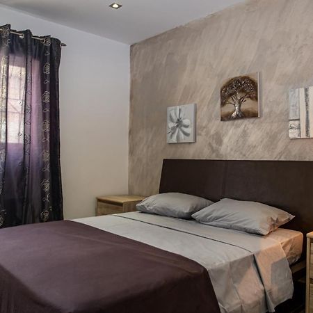 Dolmen Court Flat 10, Qawra Daire St. Paul's Bay Dış mekan fotoğraf